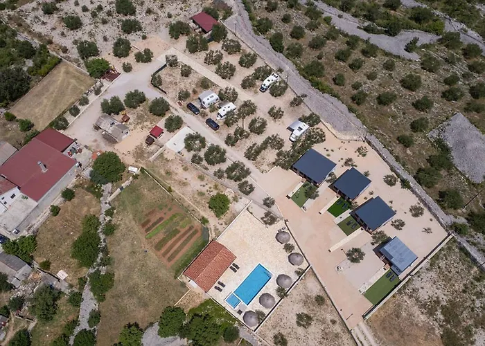Mobile Home Banovi Dvori II
